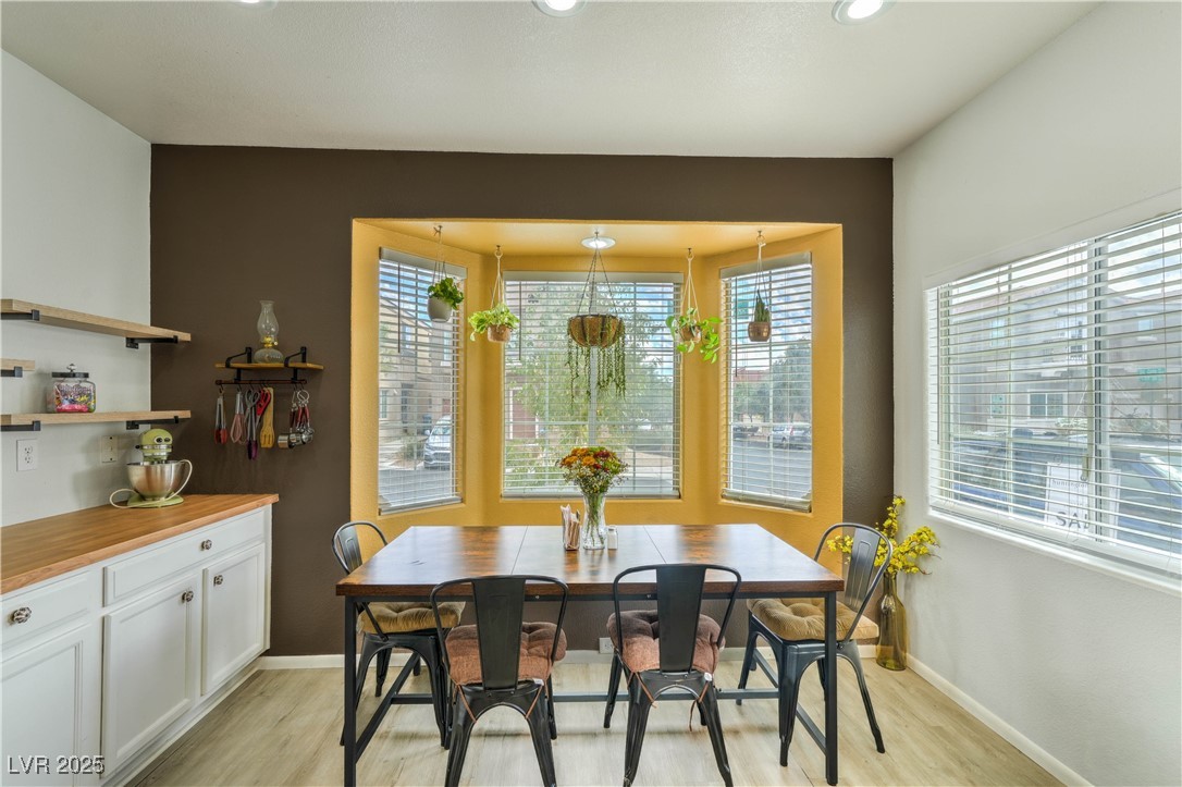 9427 Liquid Loco Street Property Photo 6