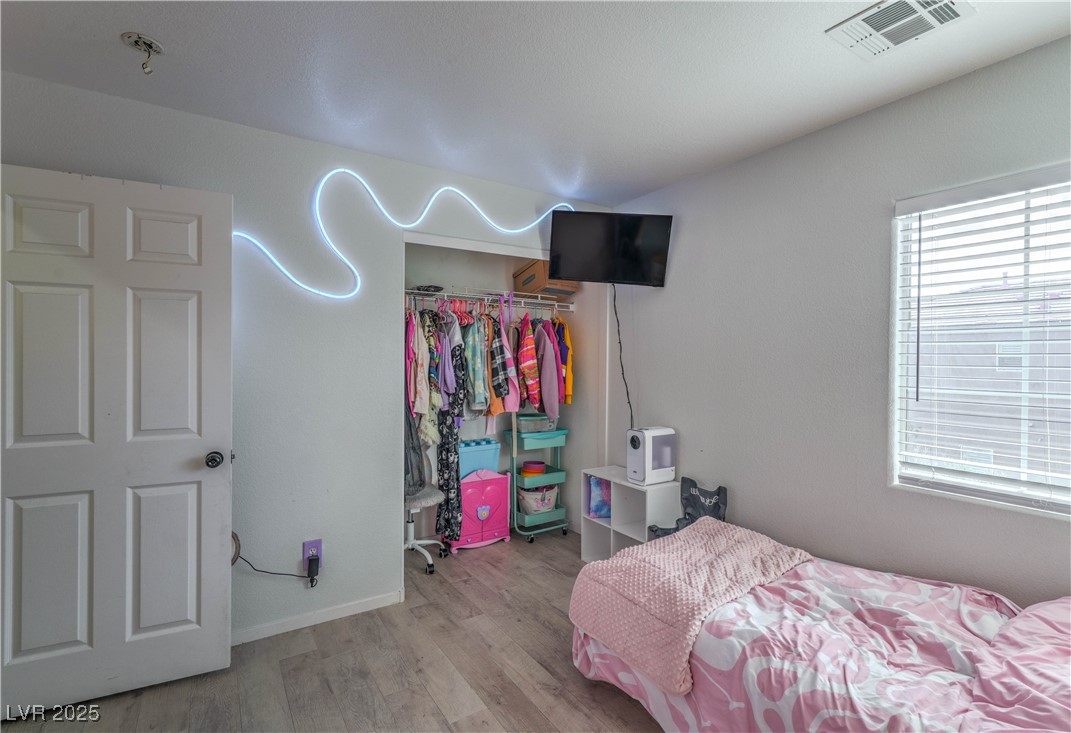 9427 Liquid Loco Street Property Photo 22