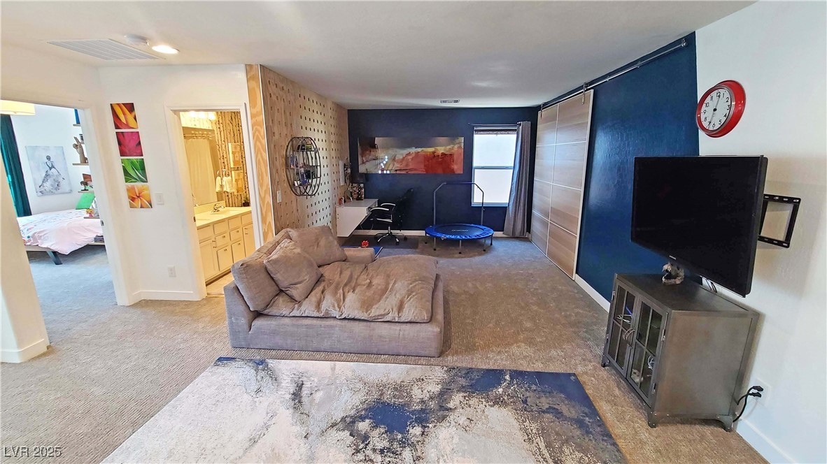 6380 Guy Summit Avenue Property Photo 17