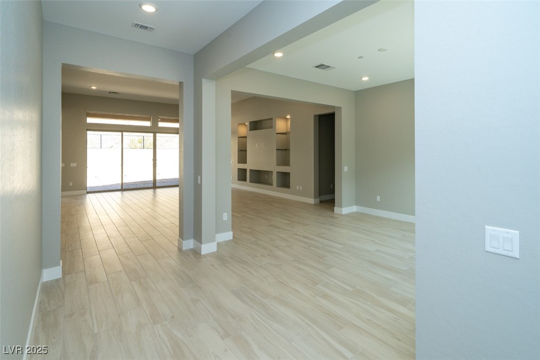 157 Mirage View Drive Property Photo 3