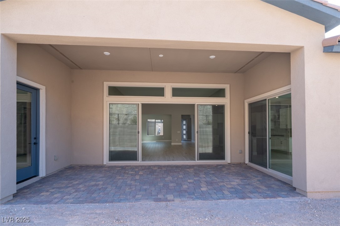 157 Mirage View Drive Property Photo 6