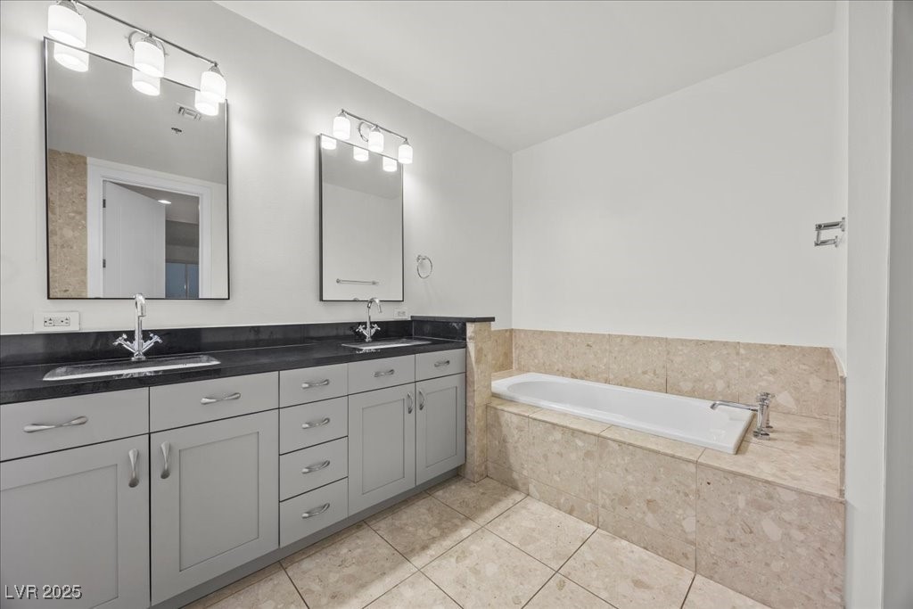4575 Dean Martin Drive 3009 Property Photo 24