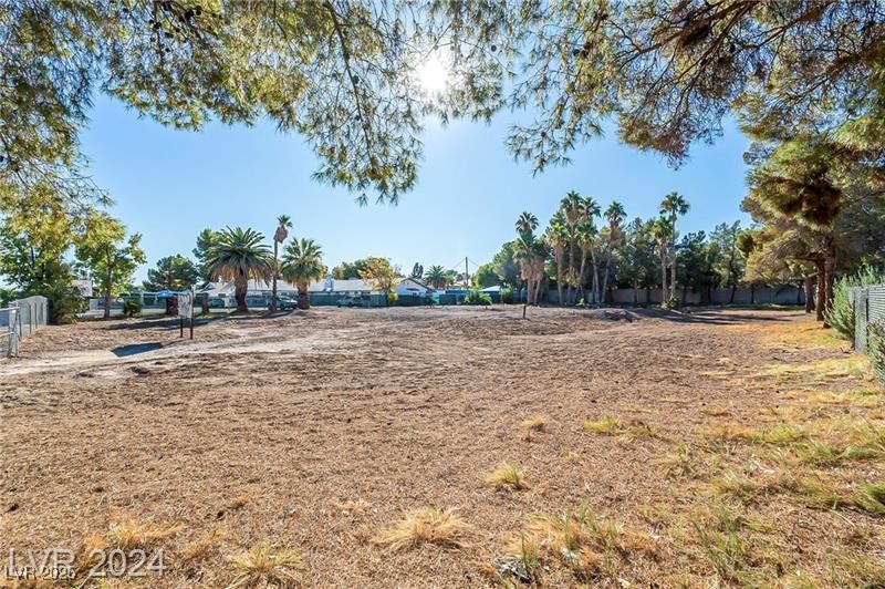 3515 East Sunset Road Property Photo 1