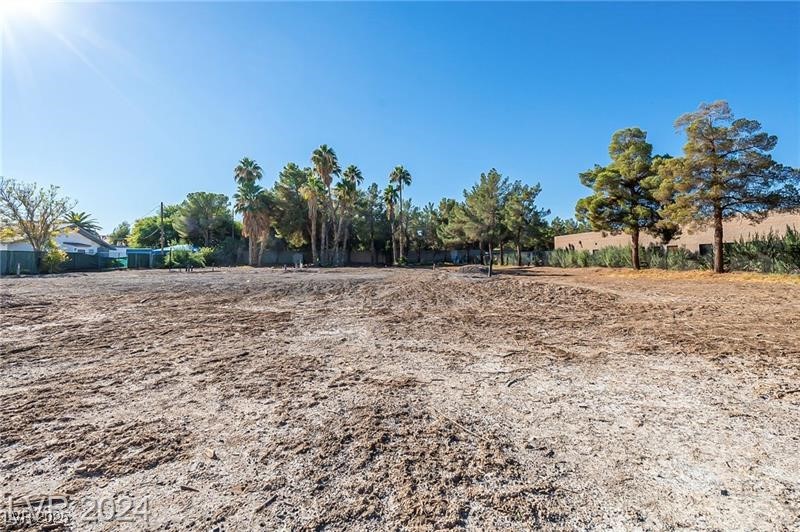 3515 East Sunset Road Property Photo 5