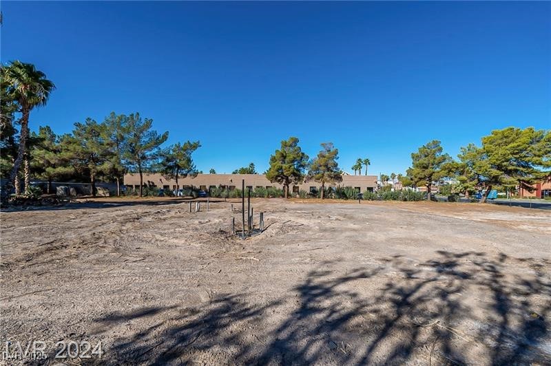 3515 East Sunset Road Property Photo 8