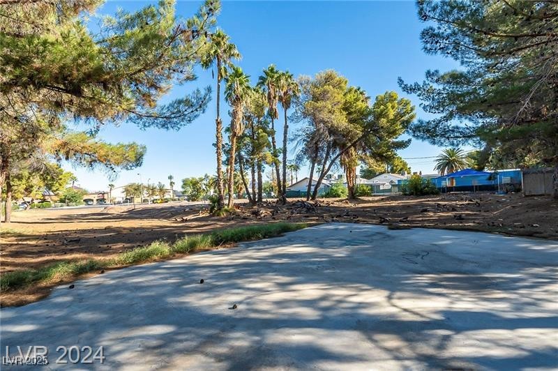 3515 East Sunset Road Property Photo 11