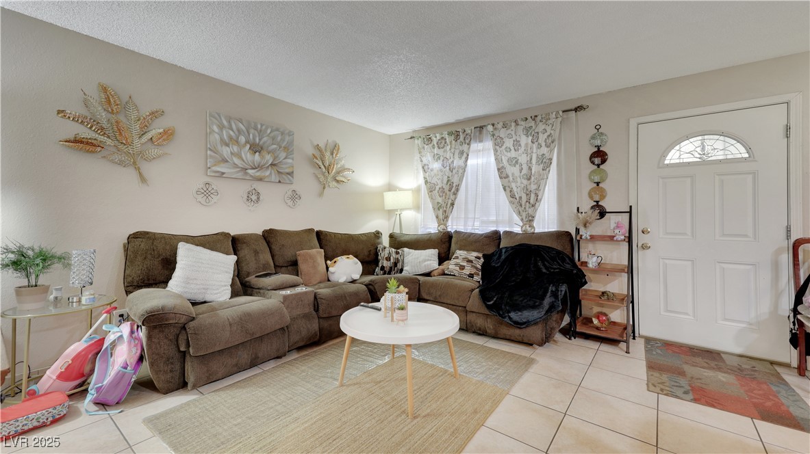 1421 Henry Drive Property Photo 14