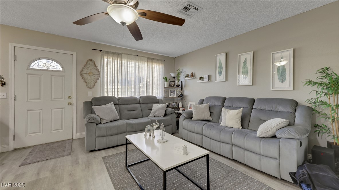 1421 Henry Drive Property Photo 26