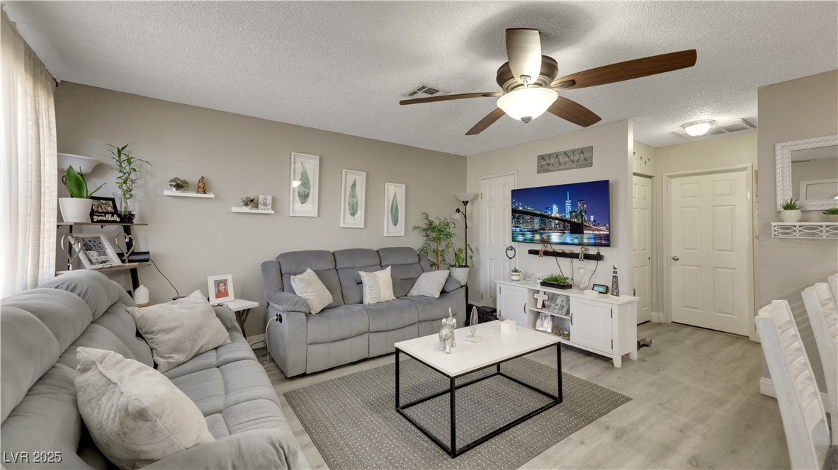 1421 Henry Drive Property Photo 28