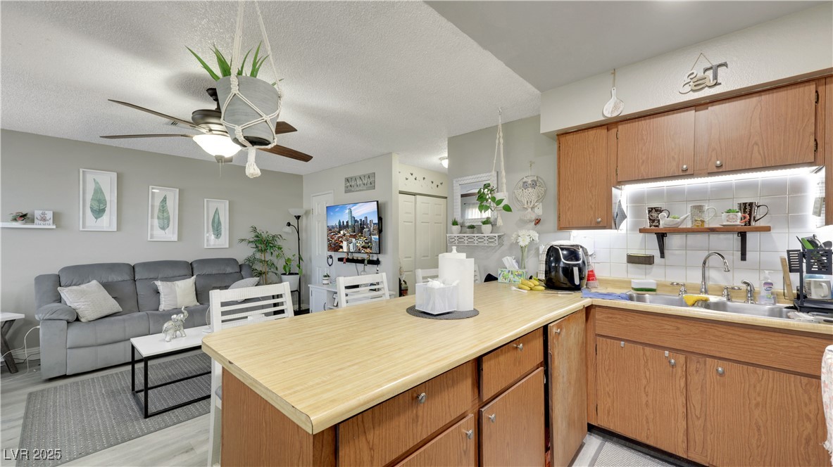 1421 Henry Drive Property Photo 30