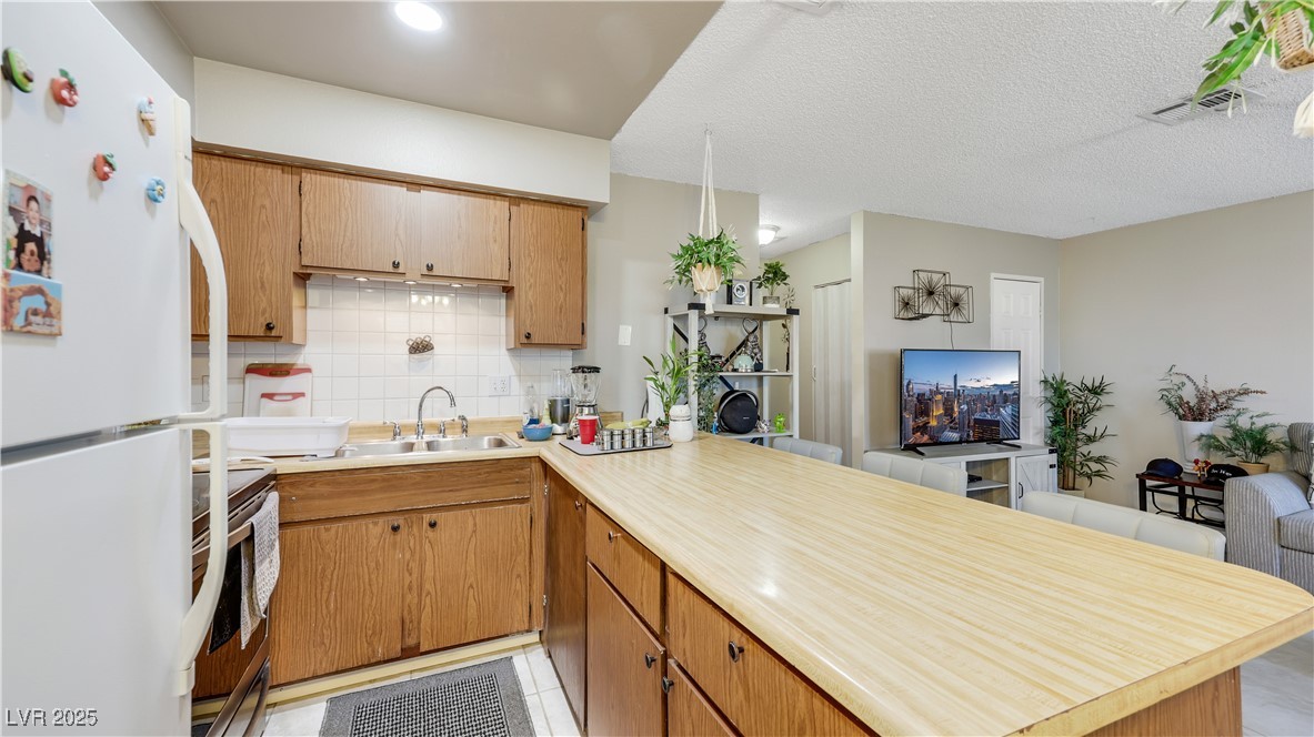 1421 Henry Drive Property Photo 46