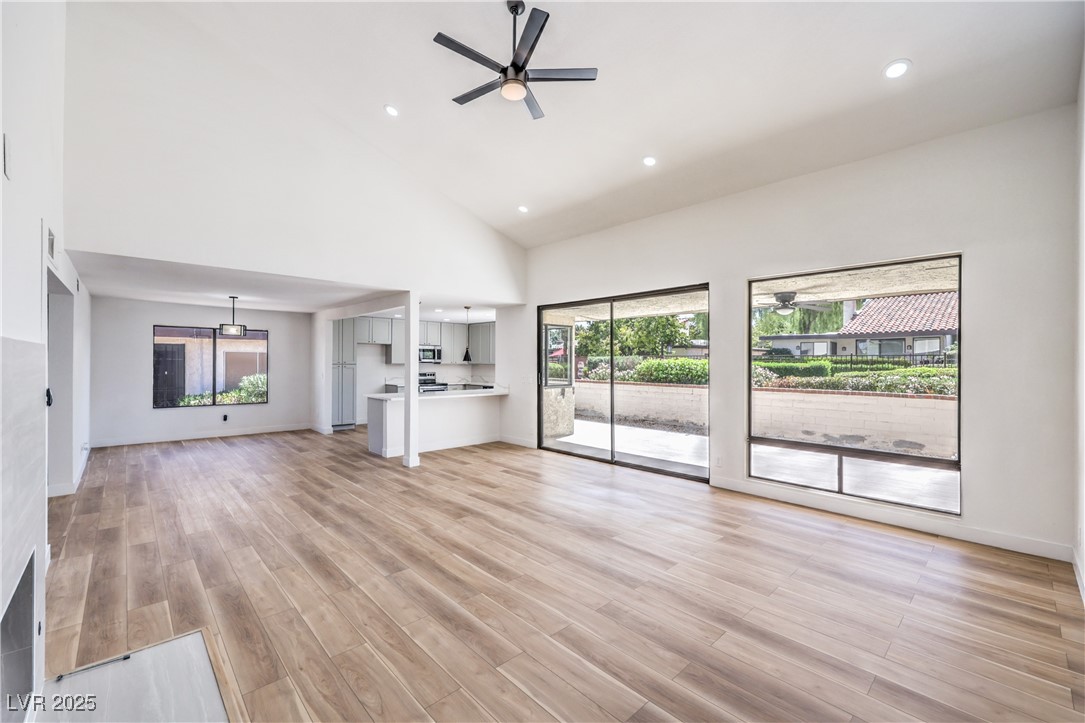 2569 Malabar Avenue Property Photo 8