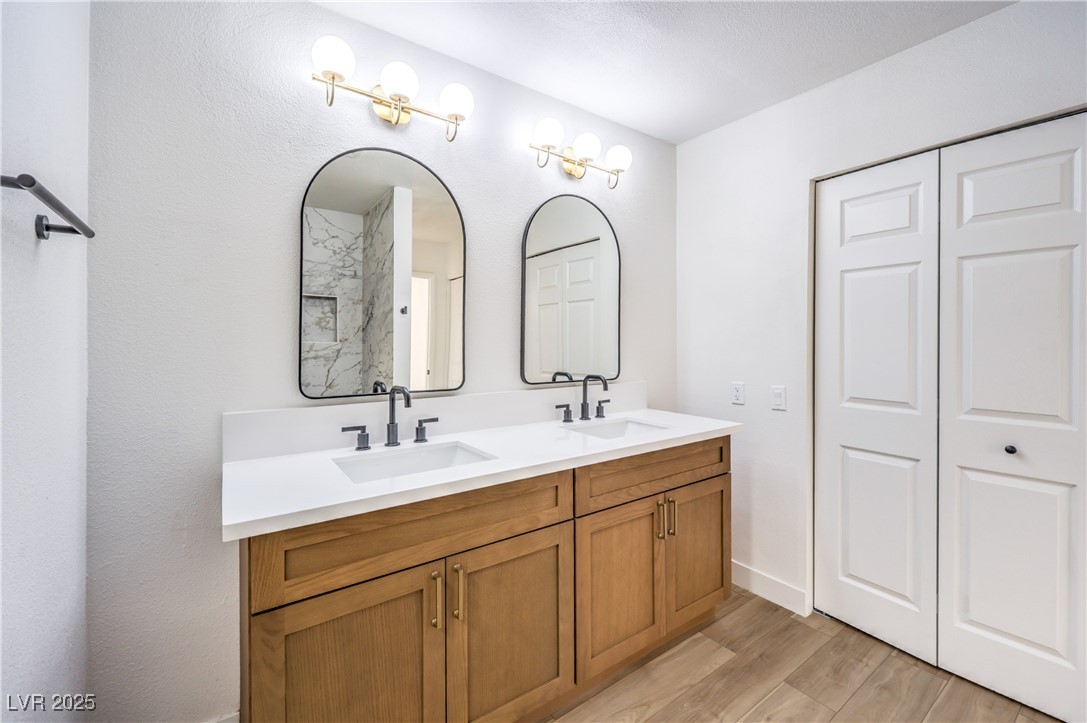 2569 Malabar Avenue Property Photo 12