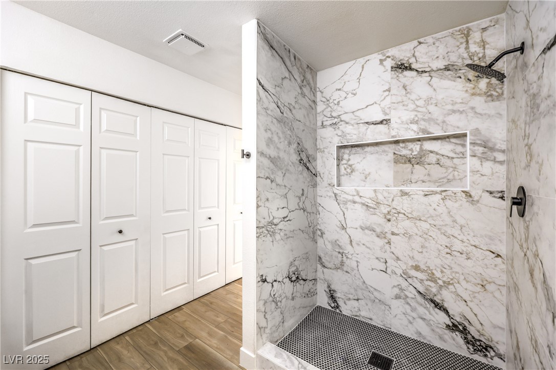 2569 Malabar Avenue Property Photo 13