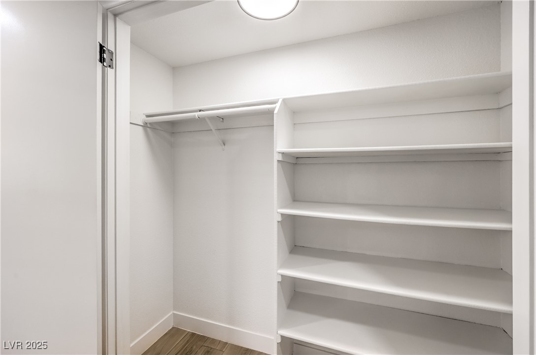 2569 Malabar Avenue Property Photo 27