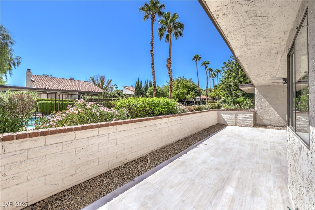 2569 Malabar Avenue Property Photo 31