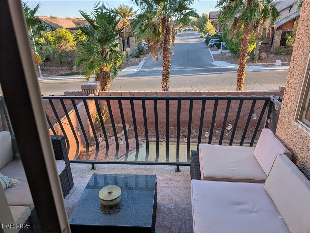 6877 Philharmonic Avenue Property Photo 4