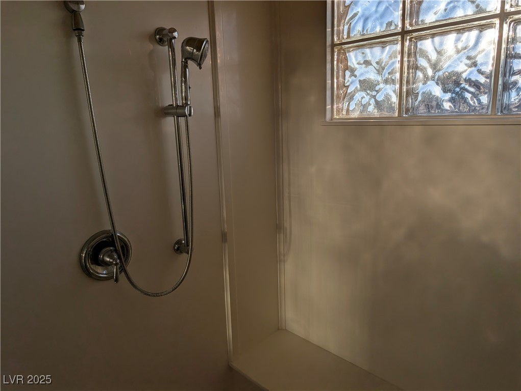 6877 Philharmonic Avenue Property Photo 11