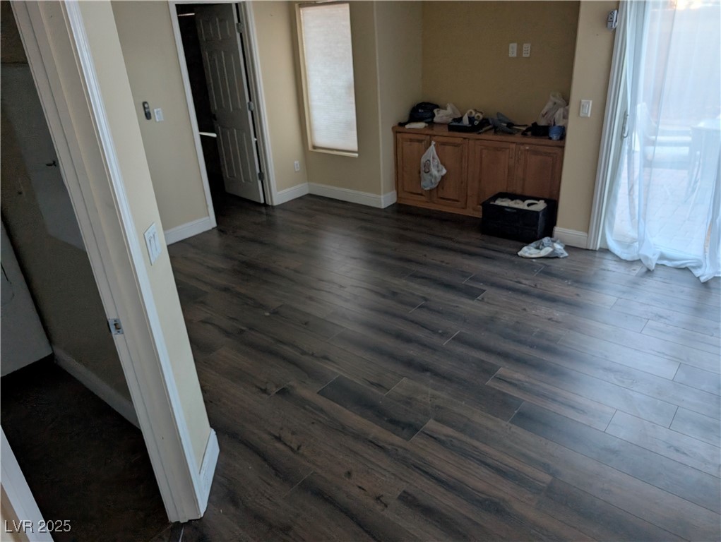 6877 Philharmonic Avenue Property Photo 17