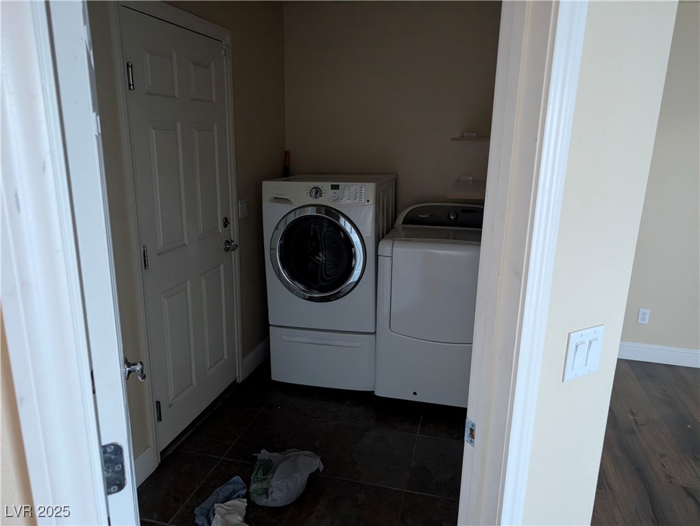 6877 Philharmonic Avenue Property Photo 18