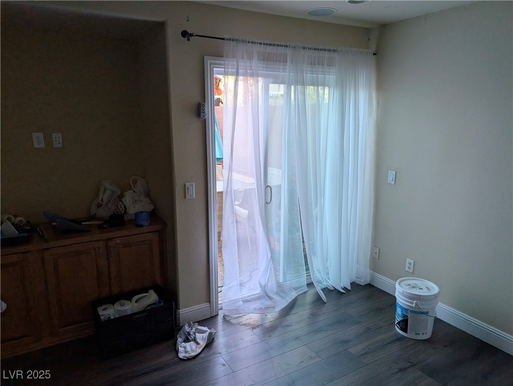 6877 Philharmonic Avenue Property Photo 22