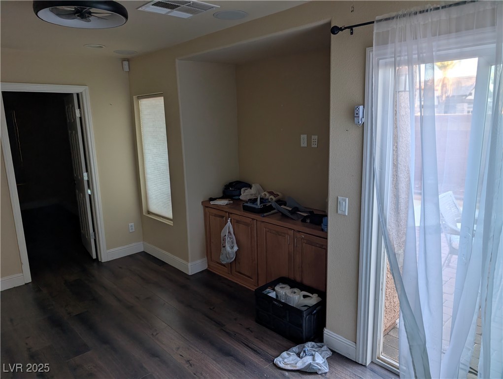 6877 Philharmonic Avenue Property Photo 23