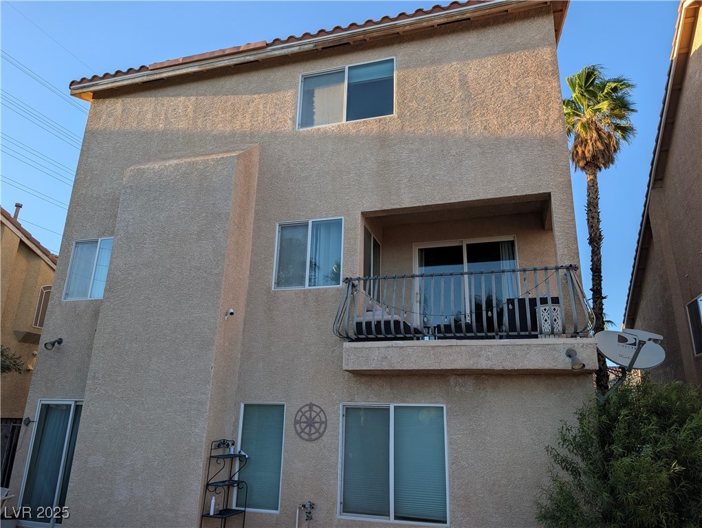 6877 Philharmonic Avenue Property Photo 25