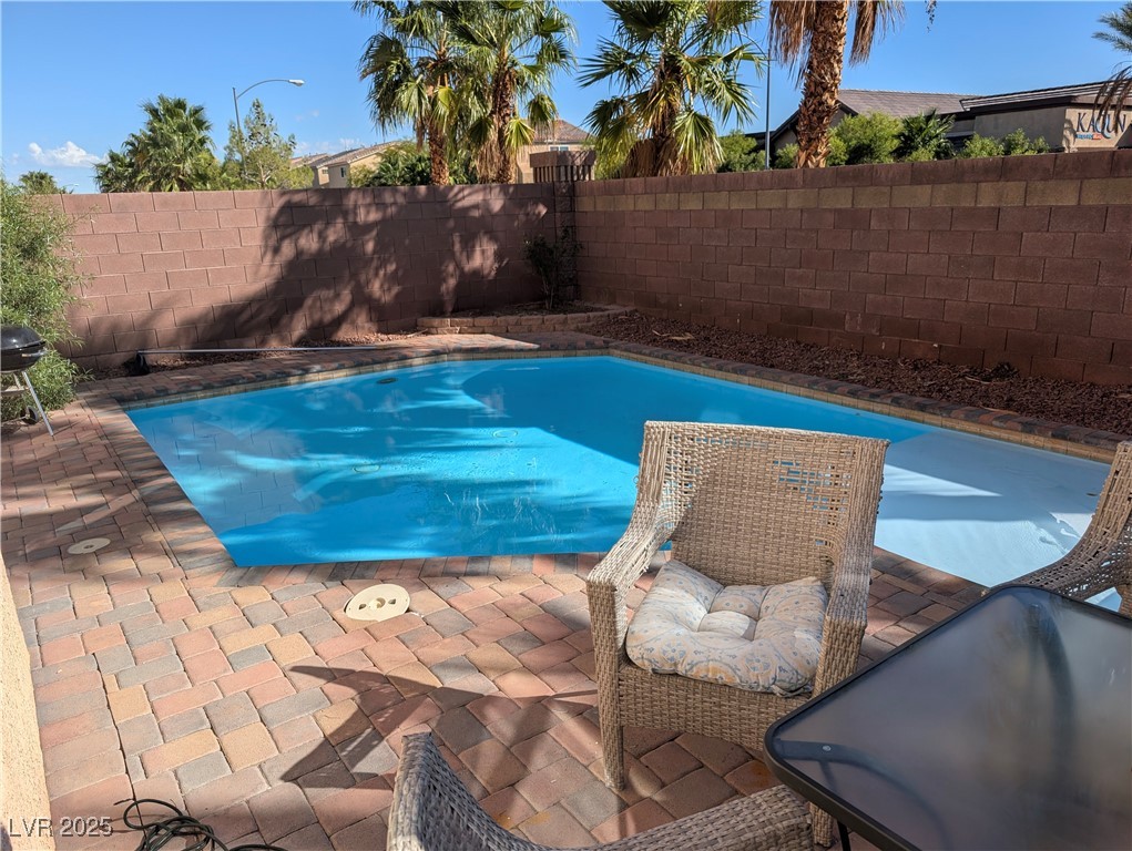 6877 Philharmonic Avenue Property Photo 27