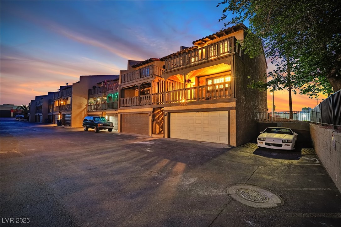 2728502 Property Photo 2