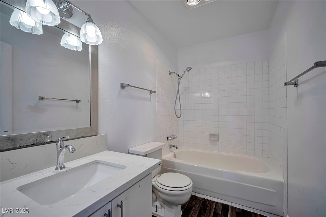 2728502 Property Photo 14