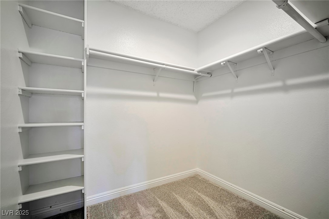 2728502 Property Photo 23