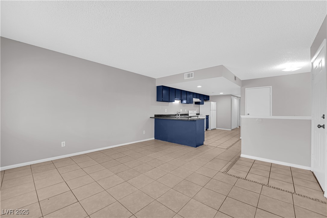 5325 Redberry Street Property Photo 3