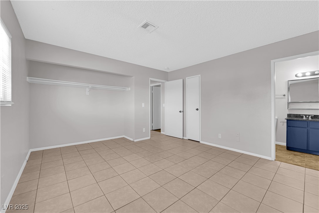 5325 Redberry Street Property Photo 14