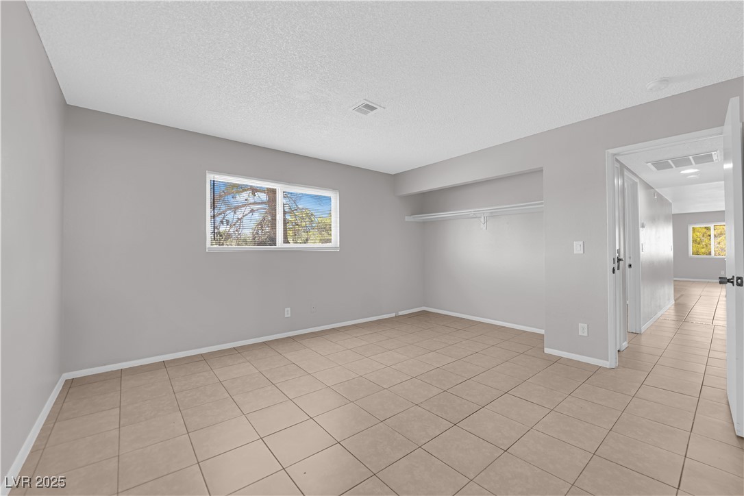 5325 Redberry Street Property Photo 15