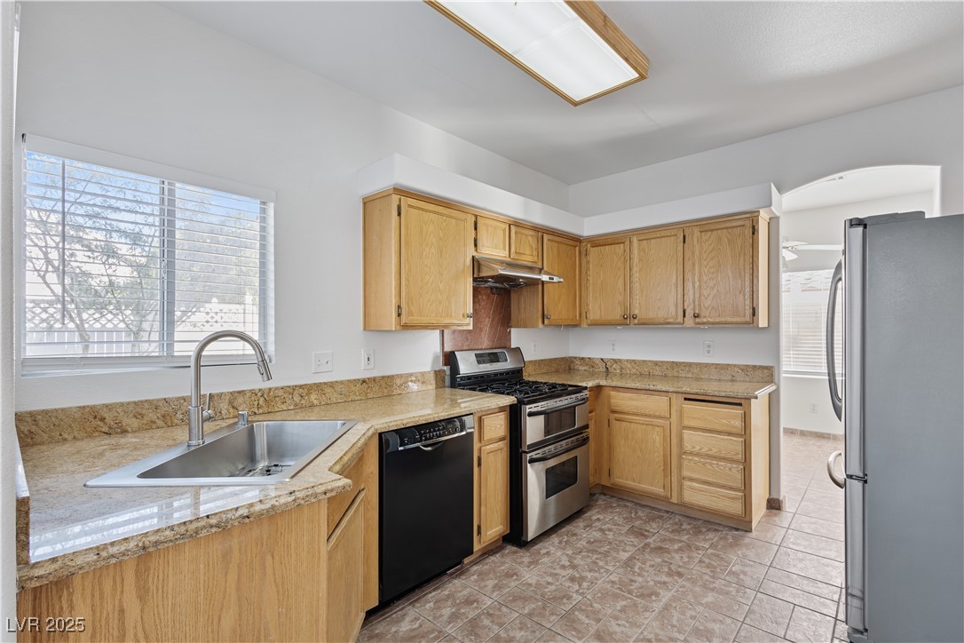 8758 Arawana Place Property Photo 5