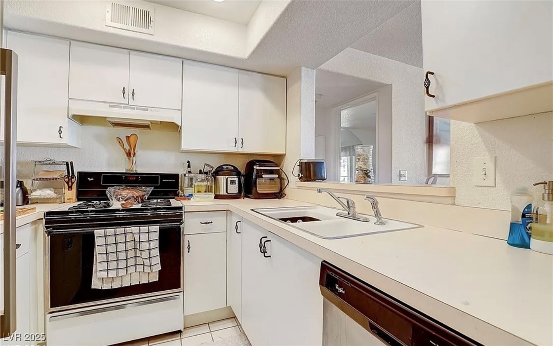 5000 Red Rock Street 211 Property Photo 7