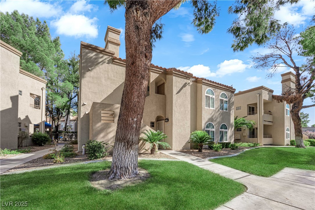 3145 East Flamingo Road 1025 Property Photo 2