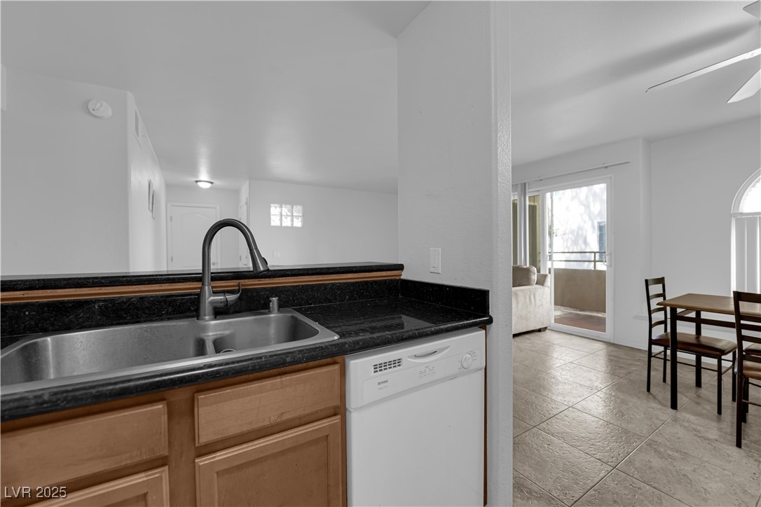 3145 East Flamingo Road 1025 Property Photo 15