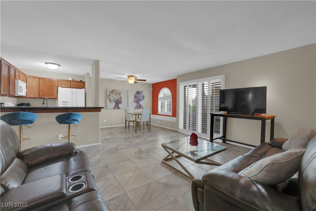 3145 East Flamingo Road 1028 Property Photo 6