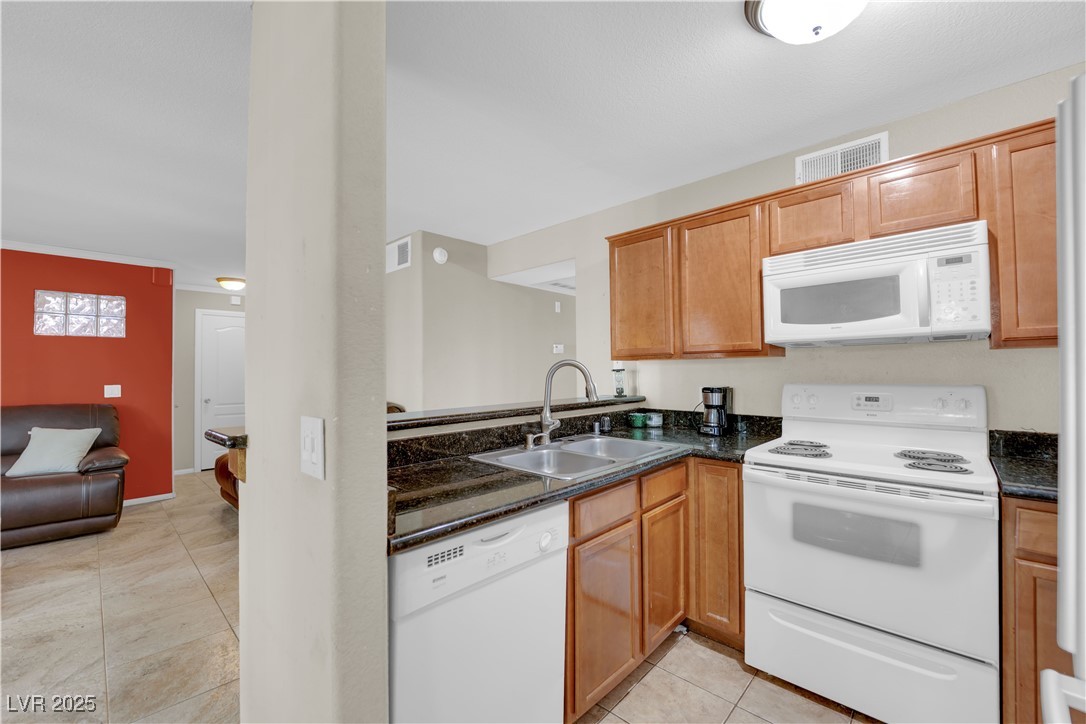 3145 East Flamingo Road 1028 Property Photo 12