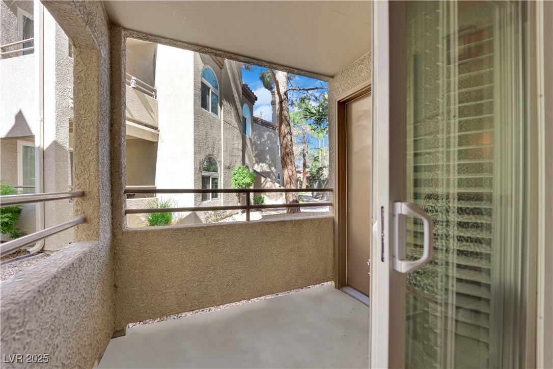 3145 East Flamingo Road 1028 Property Photo 23