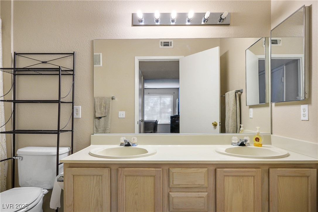 3042 Tarpon Drive 202 Property Photo 41