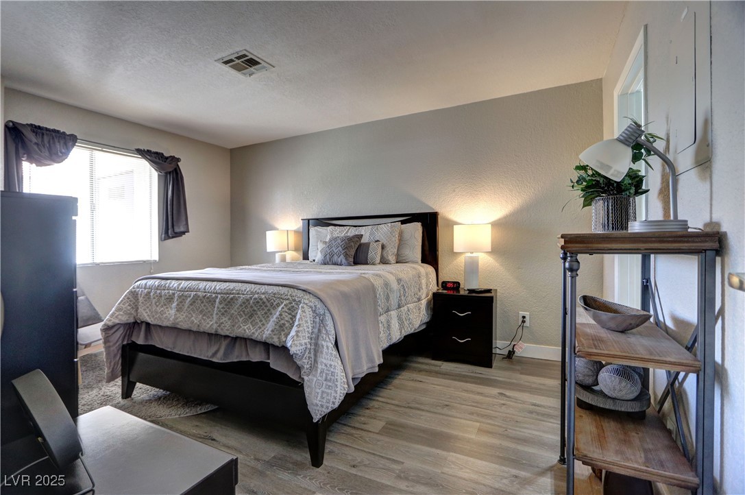 2729049 Property Photo 9