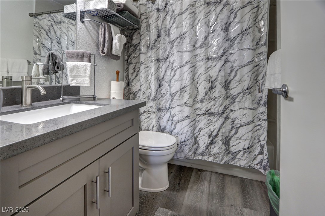 2729049 Property Photo 12