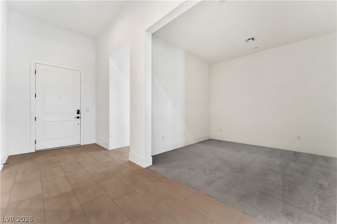 7126 Silver Palace Street Property Photo 7