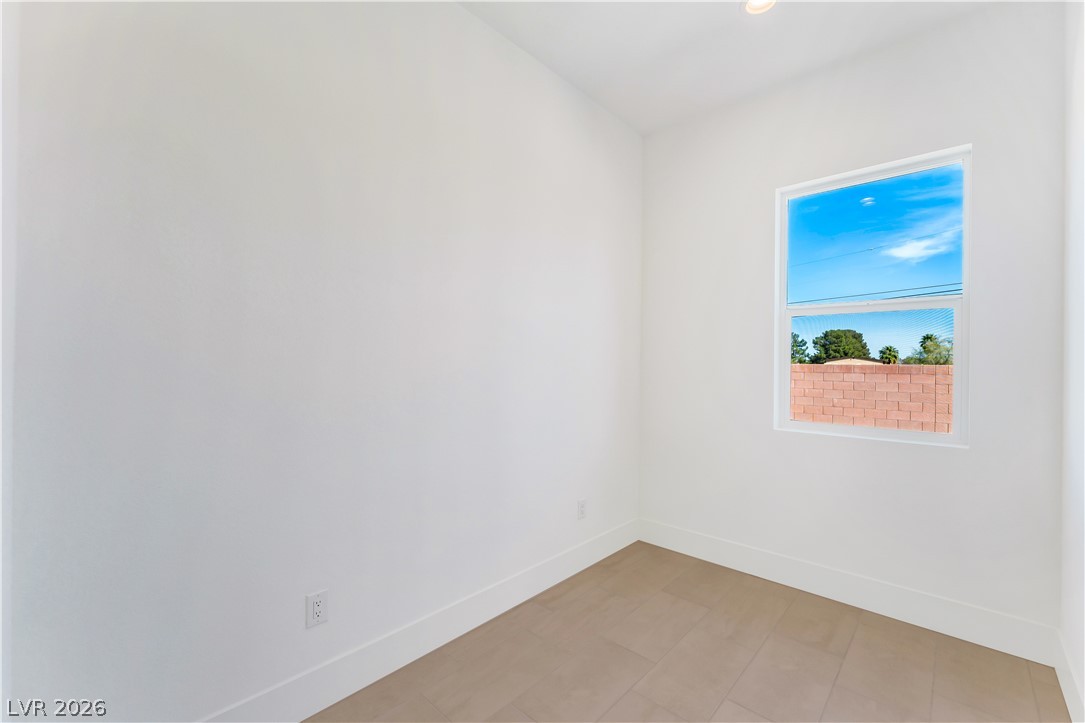 7126 Silver Palace Street Property Photo 15