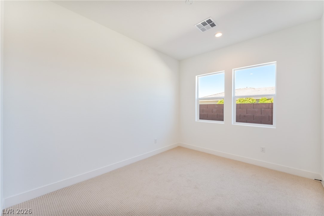 5721 Kings Bluff Avenue Property Photo 17