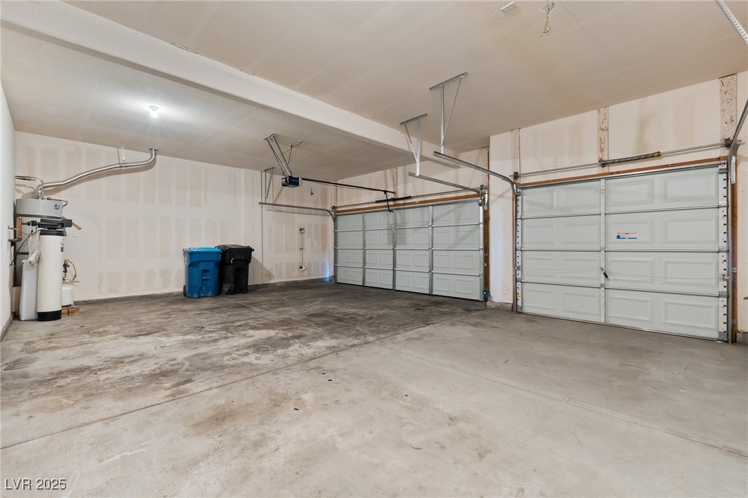 6121 Broccoli Street Property Photo 36