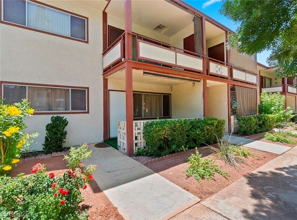 350 East Desert Inn Road C203 Property Photo 2