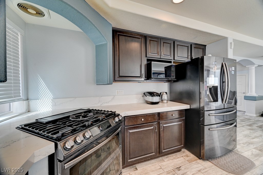 6871 Treble Clef Avenue Property Photo 8